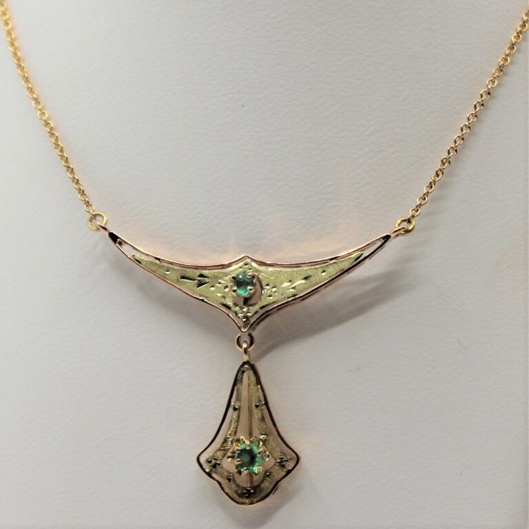 10k emerald necklace