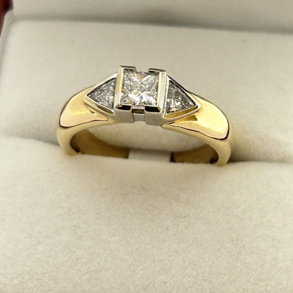 diamond engagement ring